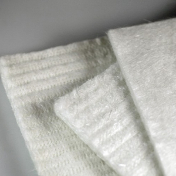 exhaust pipe insulation material